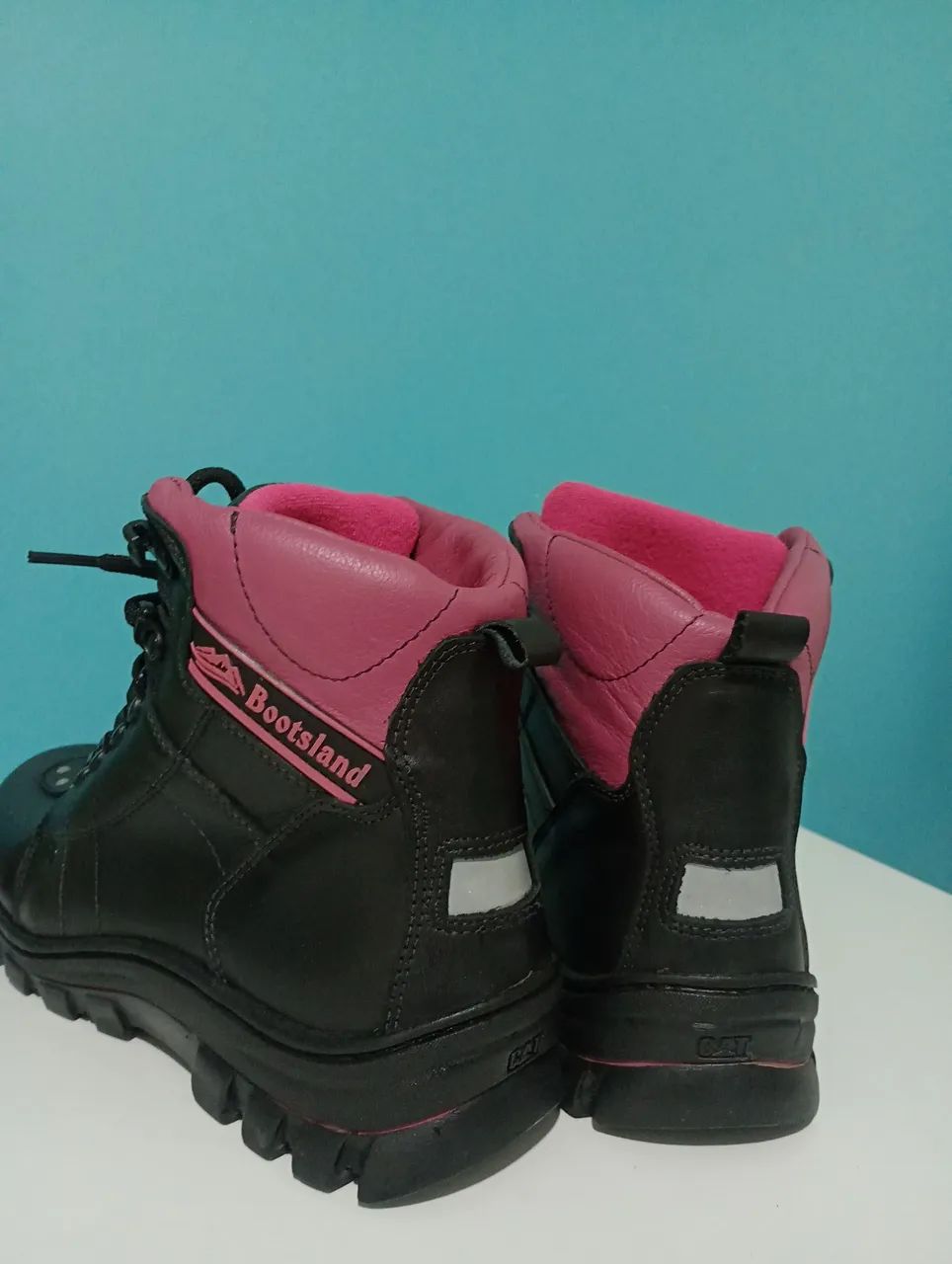 Botina Bootsland feminina- Nova-38 - Foto 2