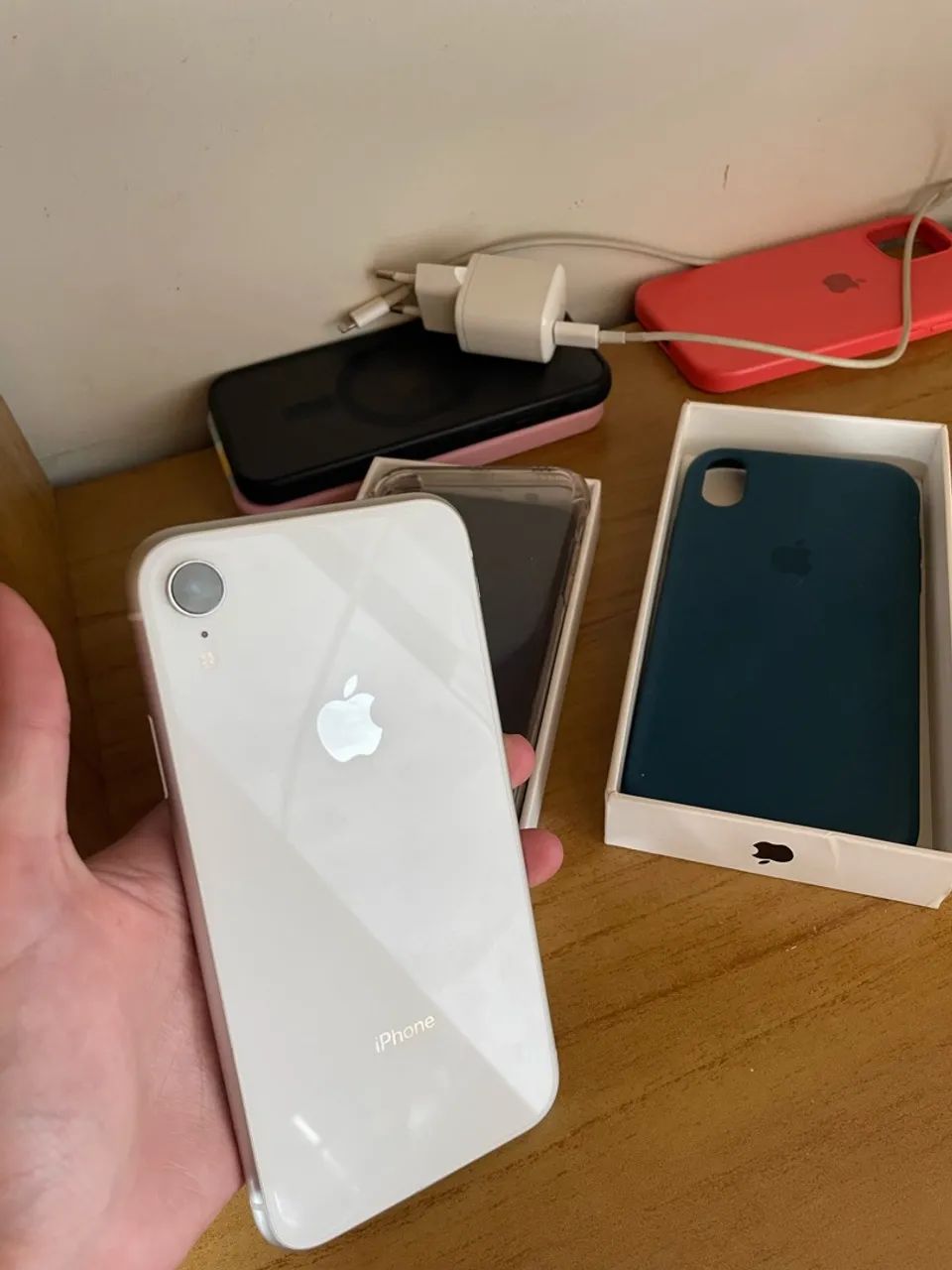 IPHONE XR BRANCO- IMPECÁVEL - Foto 4