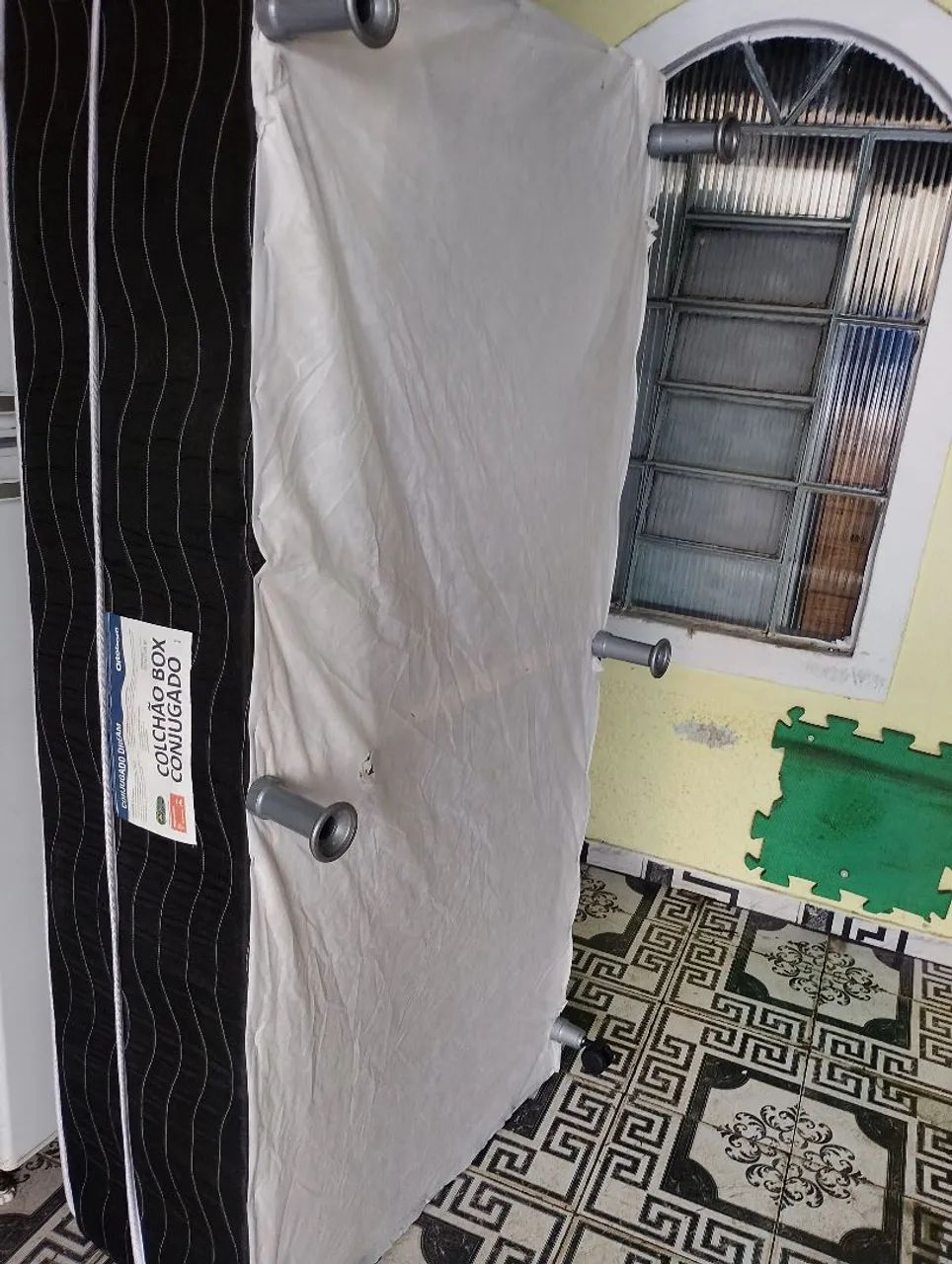 Vendo cama box de solteiro conjugada  - Foto 3