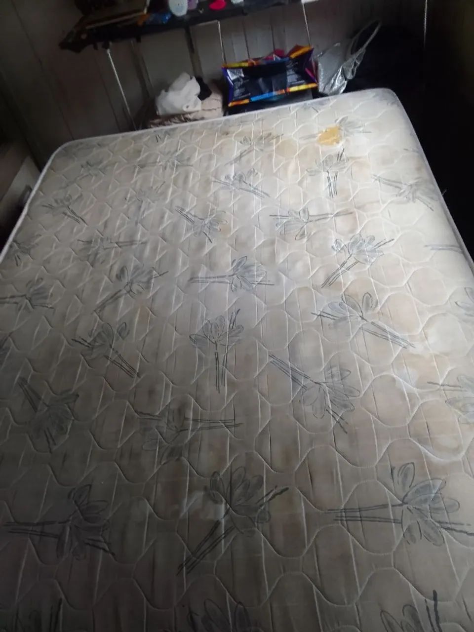 Vendo cama de casal de molas  - Foto 3