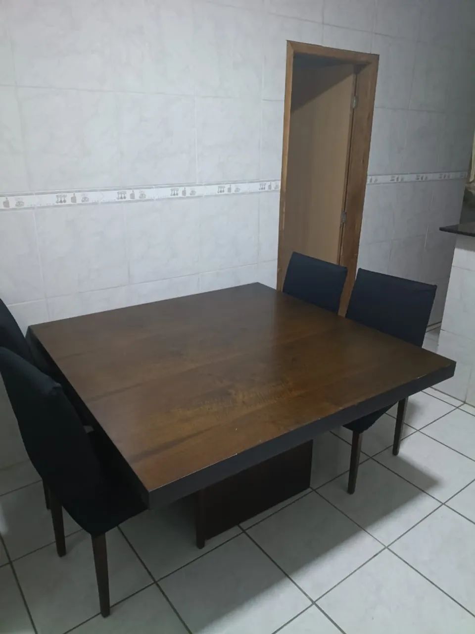 Mesa de jantar com cadeiras  - Foto 2