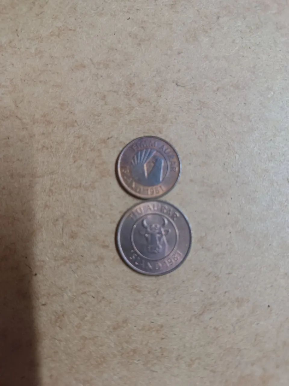 Moedas antigas colecionaveis - Foto 3