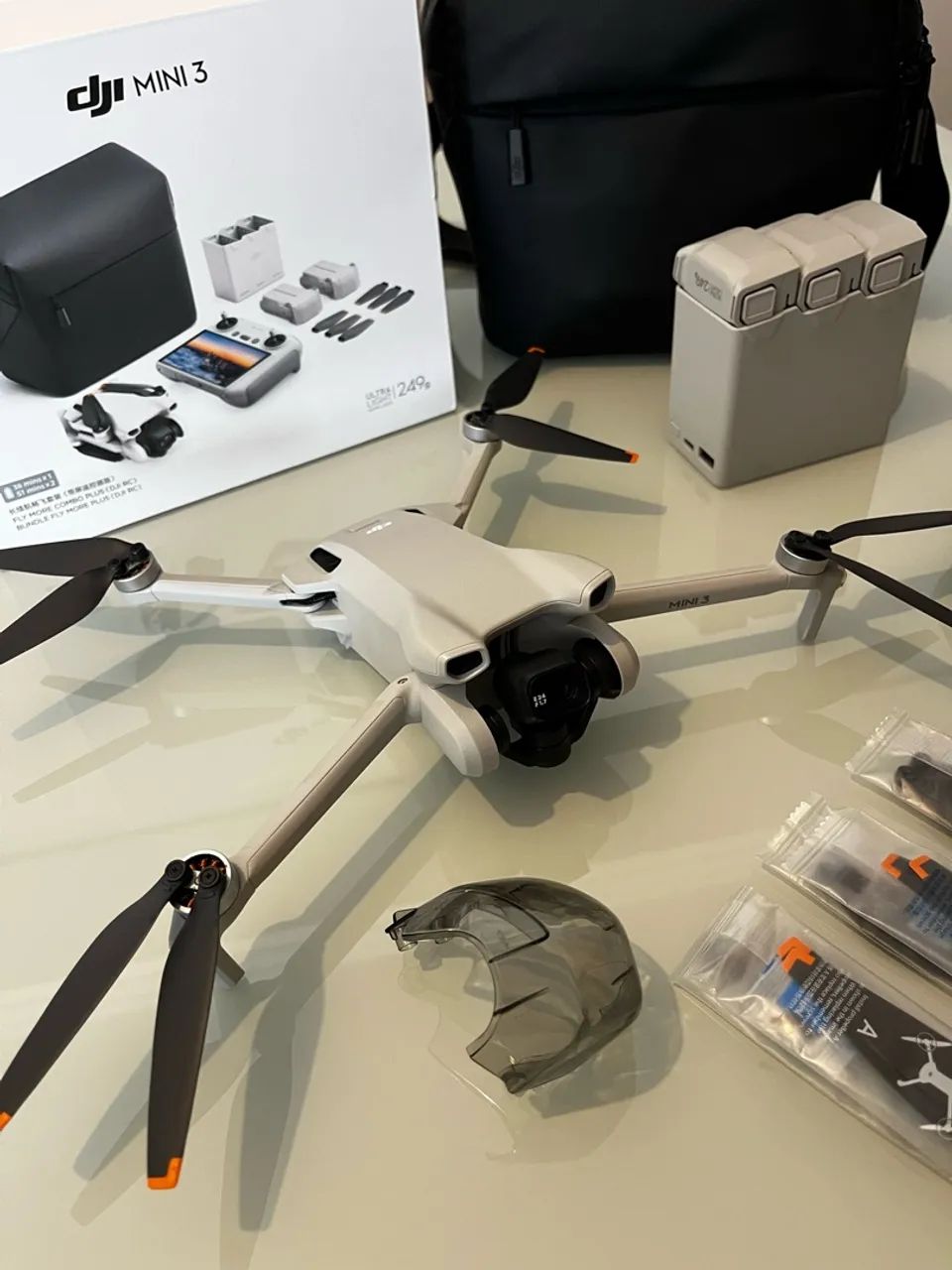 Drone DJI Mini 3 Fly more combo - Foto 2