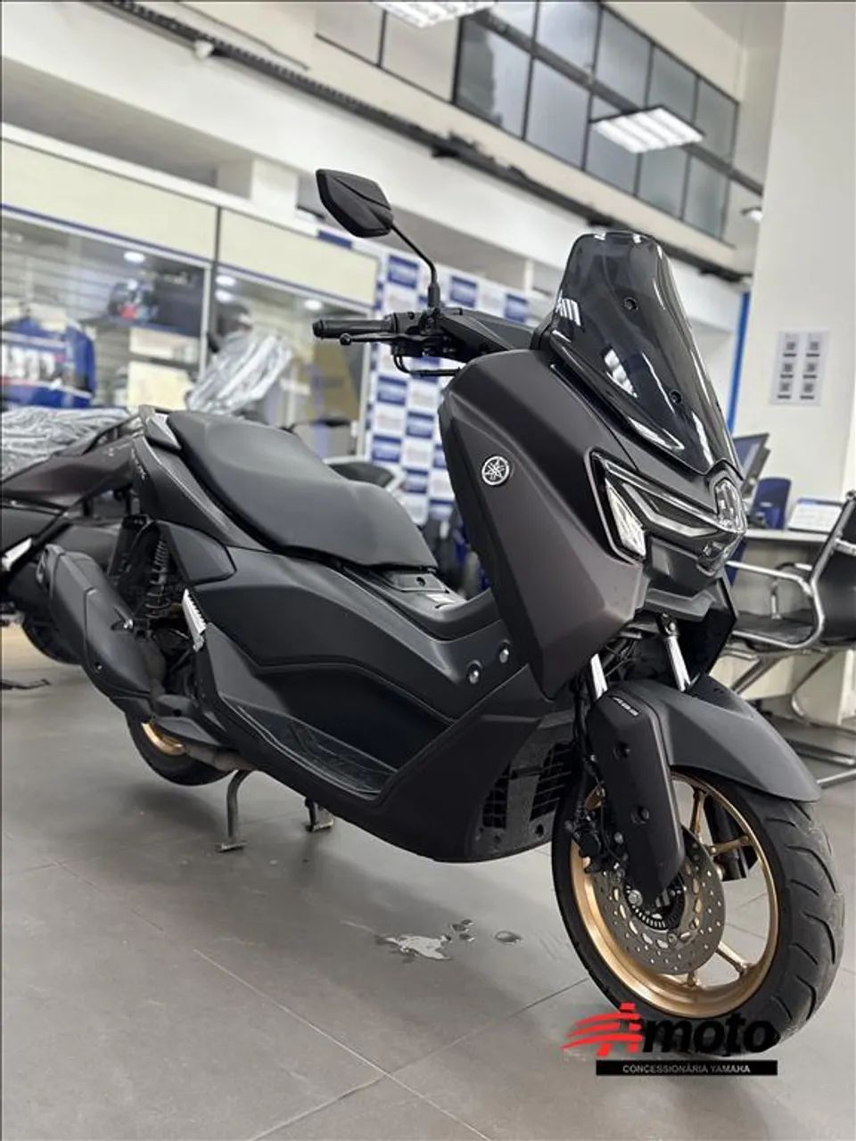 YAMAHA NMAX CONNECTED 160 ABS