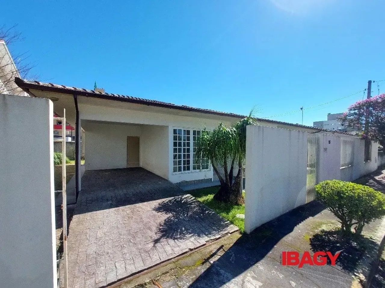 Oportunidade! Casa em Centro - Biguaçu