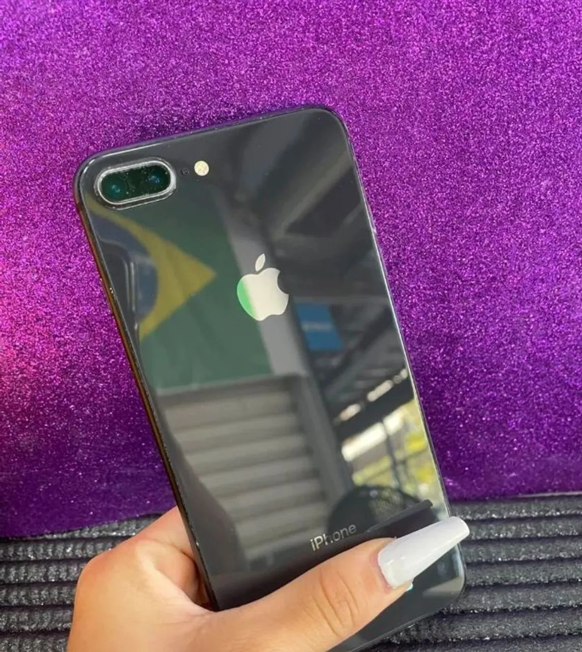 iPhone 8 plus 