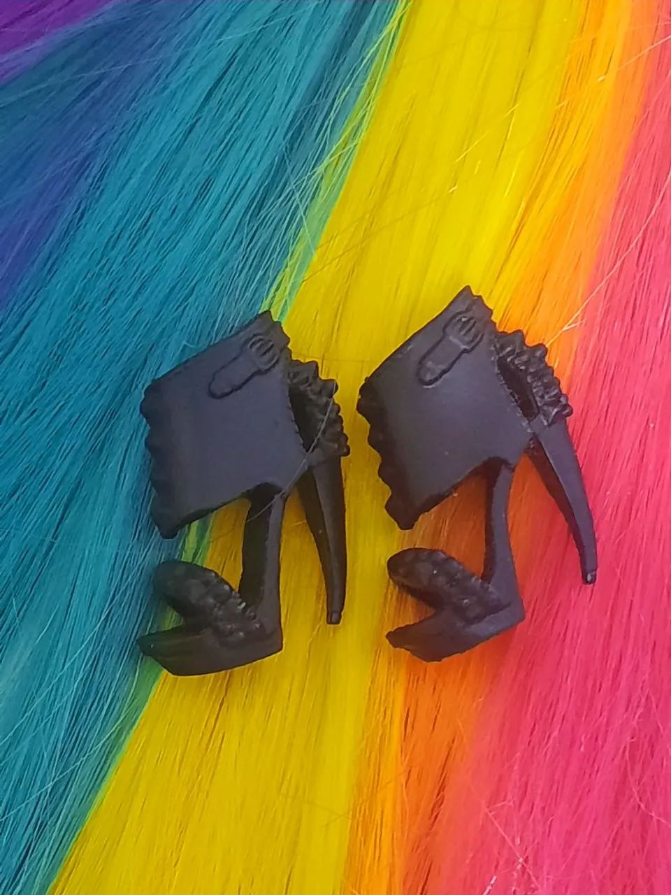 BONECA BARBIE CABELO DE ARCO-ÍRIS - Foto 4