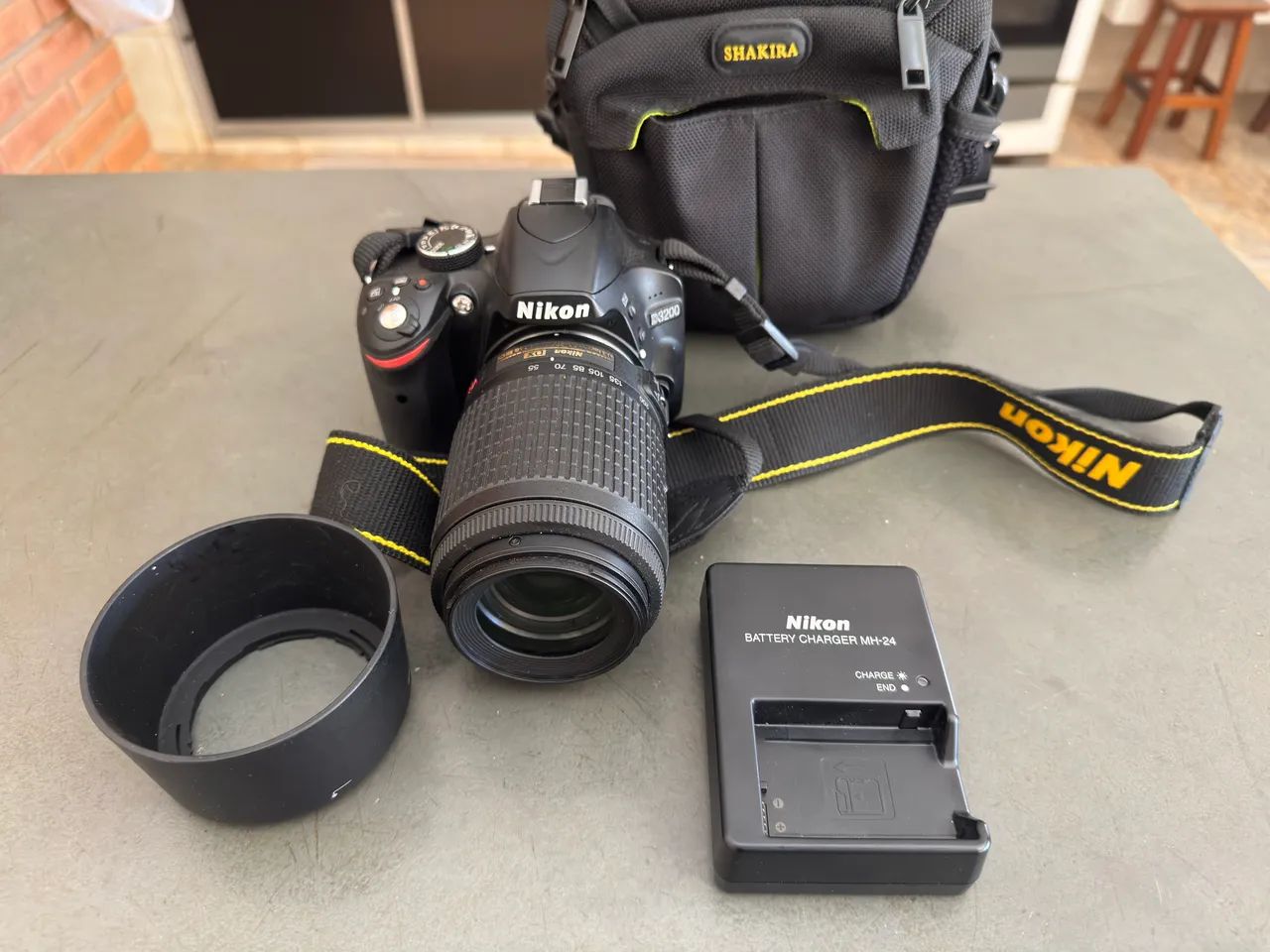Camera Nikon D3200
