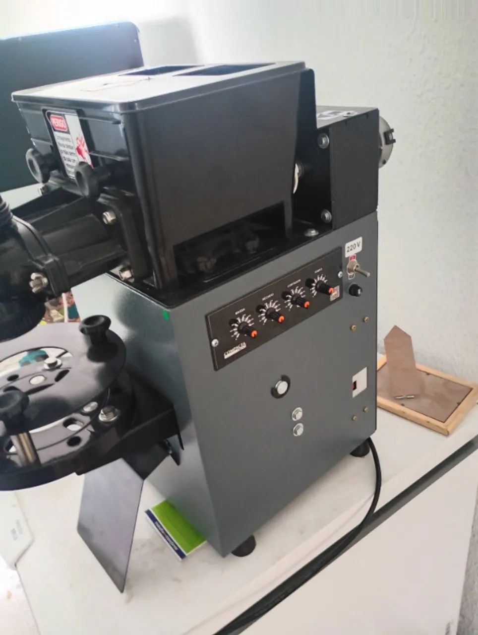 Máquina de fazer salgados diversos  - Foto 2