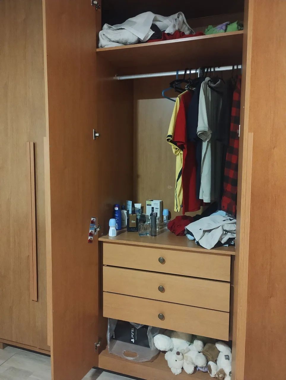 Vende-se guarda roupa de casal  - Foto 2