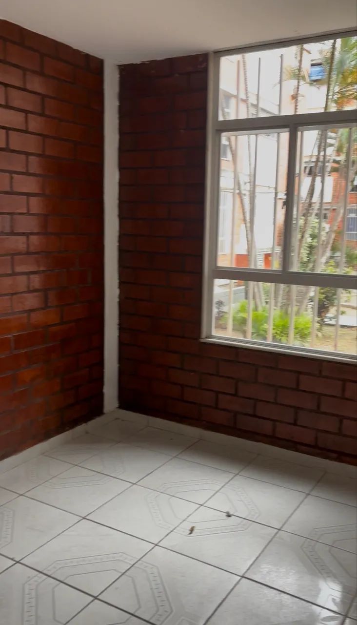 Alugo apt Reformado no Cosmorama