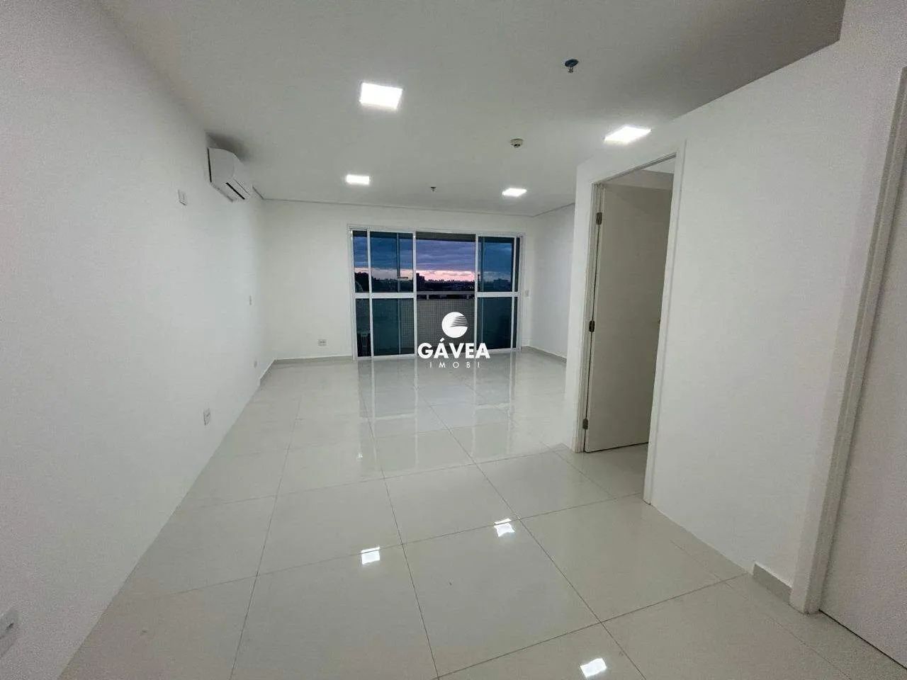 Conjunto Comercial/sala à venda no Centro em São Vicente. - Foto 5