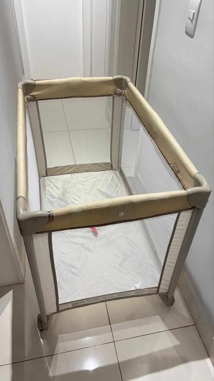Berço Portátil Mini Play - Marca Safety 1st - Foto 3