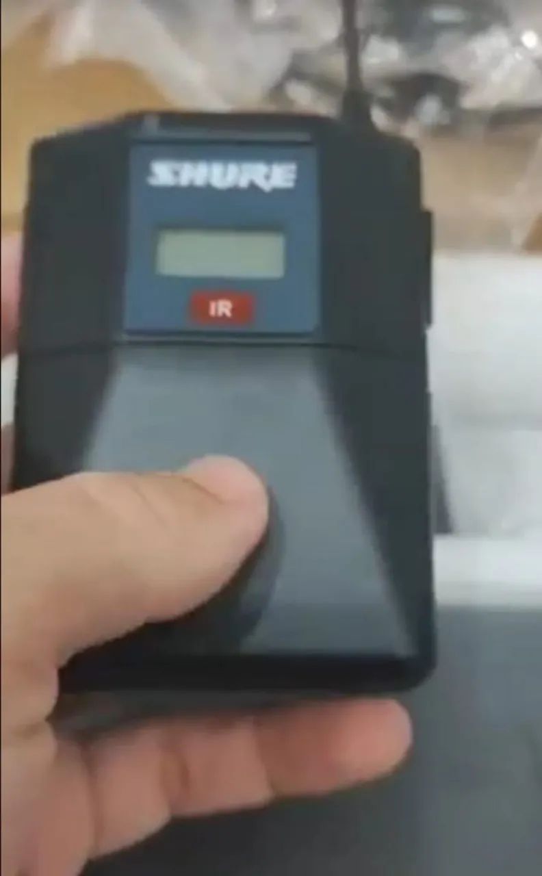 Microfone e transmissor sem fio shure  - Foto 3