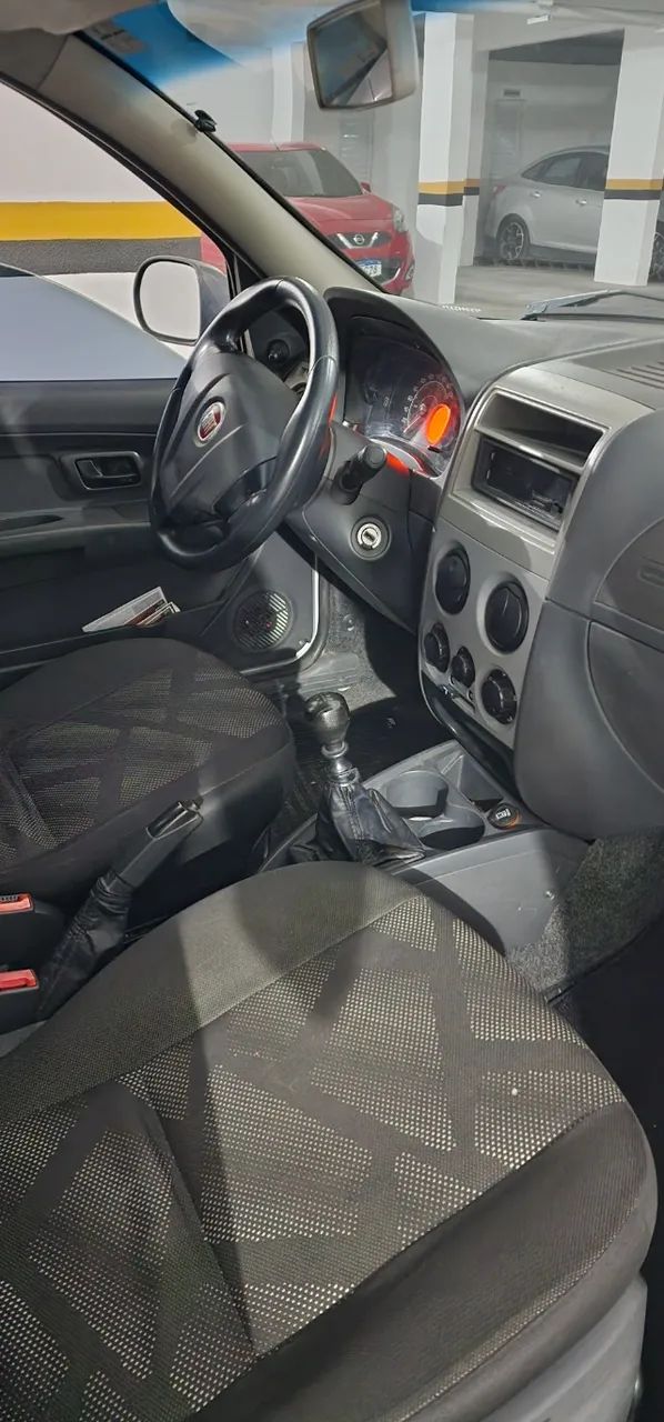 Fiat Palio 1.0/ Trofeo 1.0 Fire/ Fire Flex 4P 2015 - Foto 2