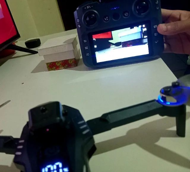 Drone Y3 Ultra, funcionando 100% - Foto 4