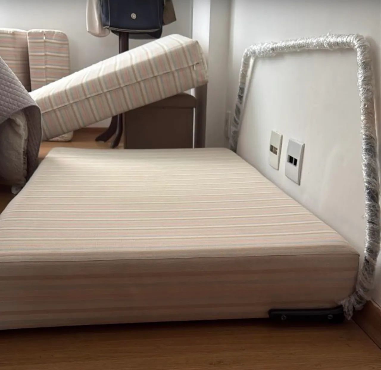 Sofá-Cama 2 Lugares - Confortável e Conservado - Foto 3