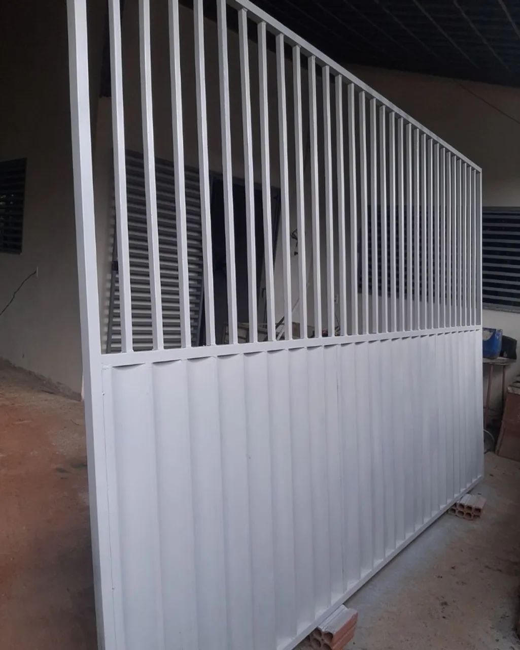 PORTÕES NOVOS INSTALADOS. - Foto 3