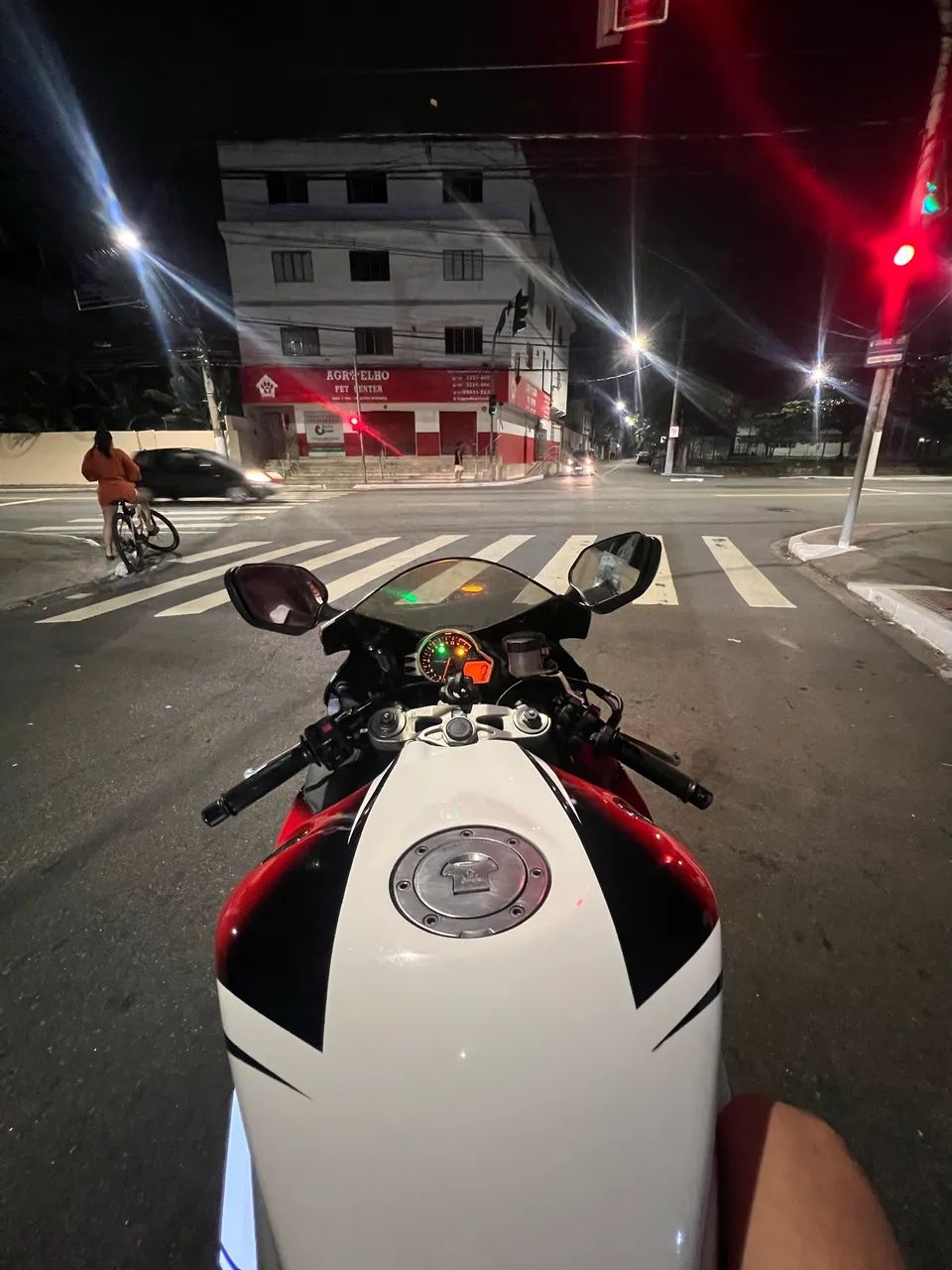 Cbr 1000rr fireblade  - Foto 4