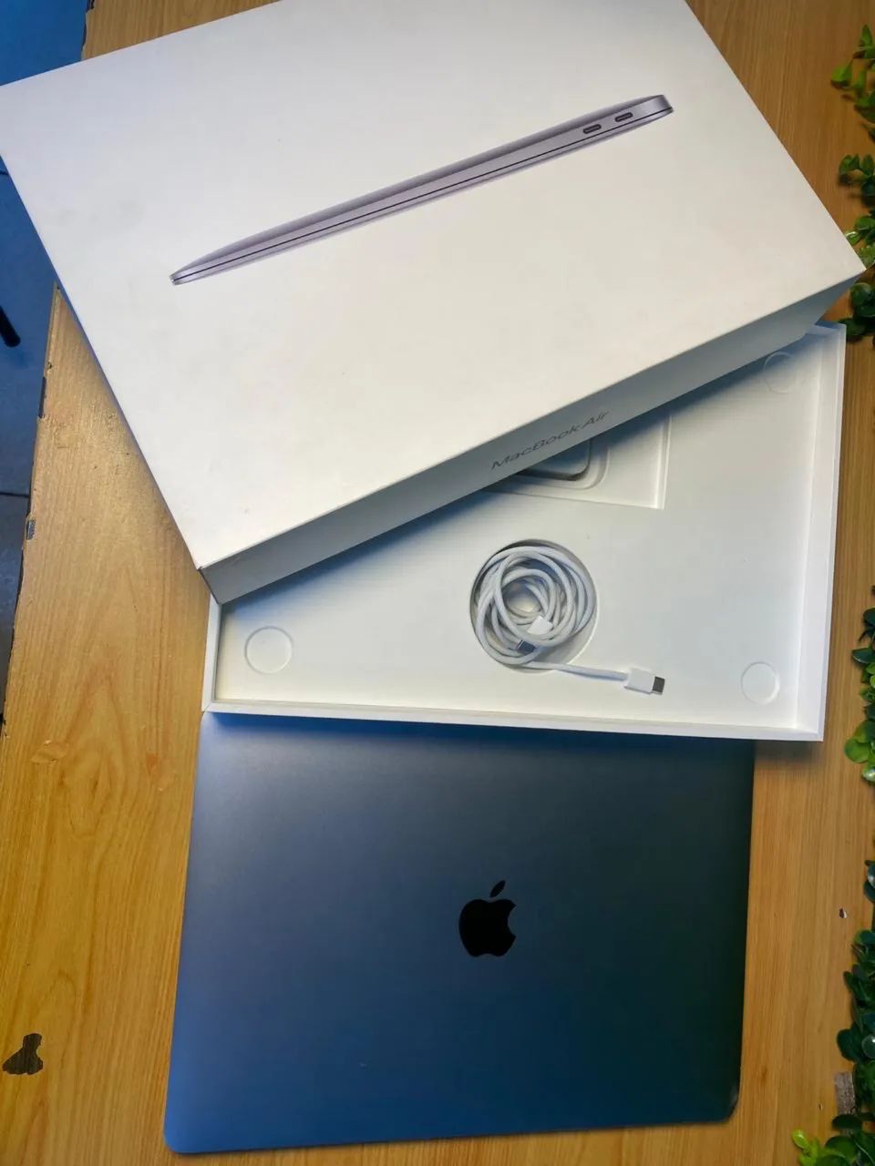 MacBook Air A2337 2020 M1 Cor Space Gray 8GB 256GB SSD 198 ciclos
