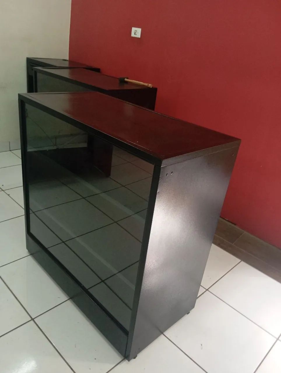 Balcão de metal com vidro  - Foto 2