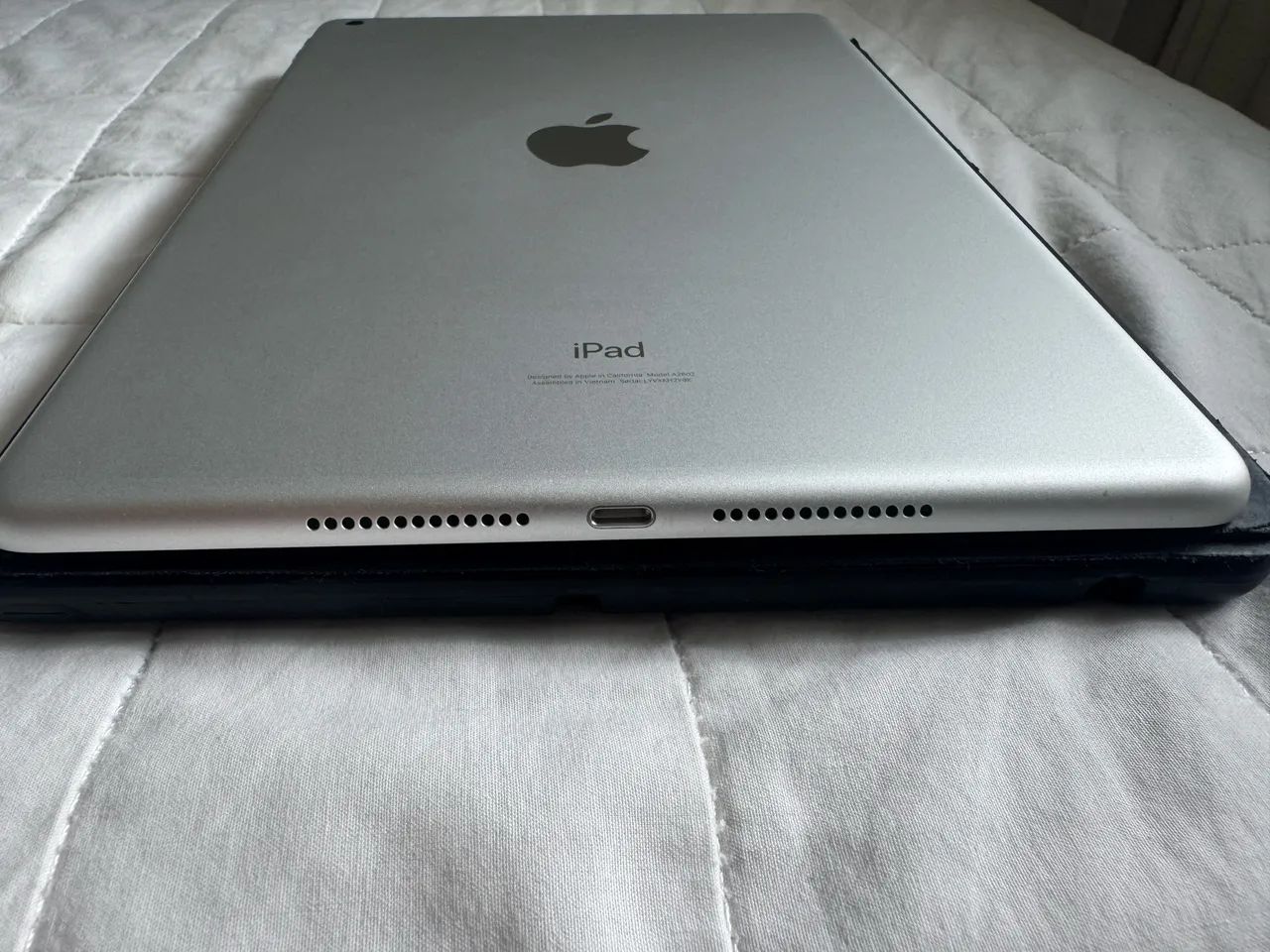 IPAD 9 SILVER 64GB + CAPA + TECLADO + CANETA WB  - Foto 5