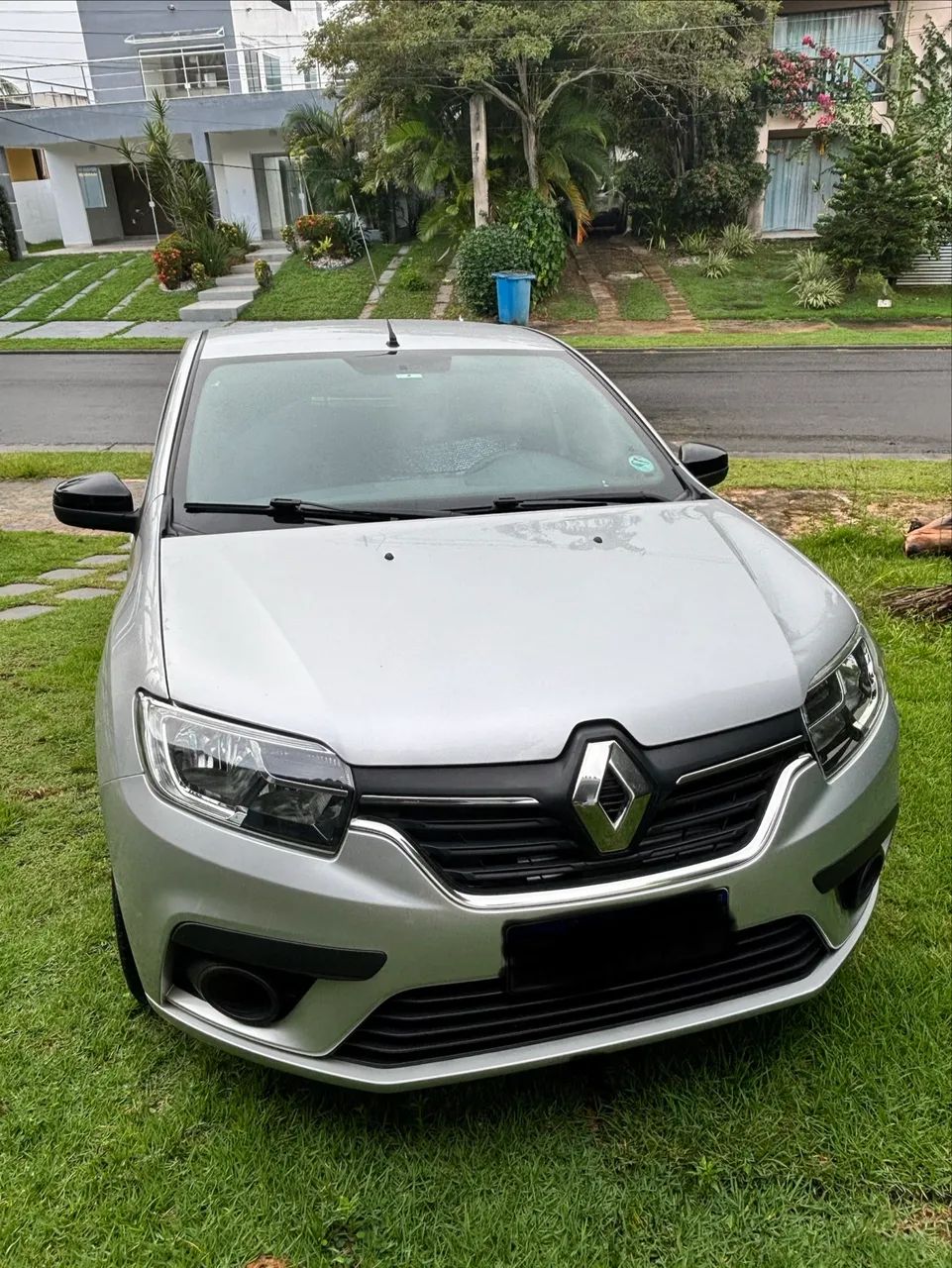 Renault Logan 2023