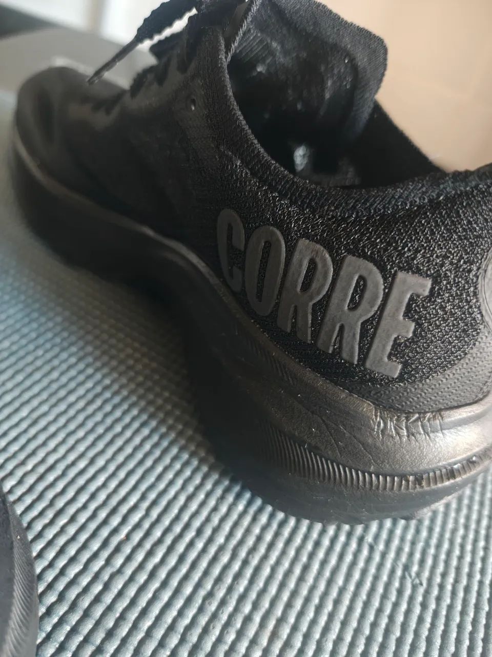 Tênis corre 4