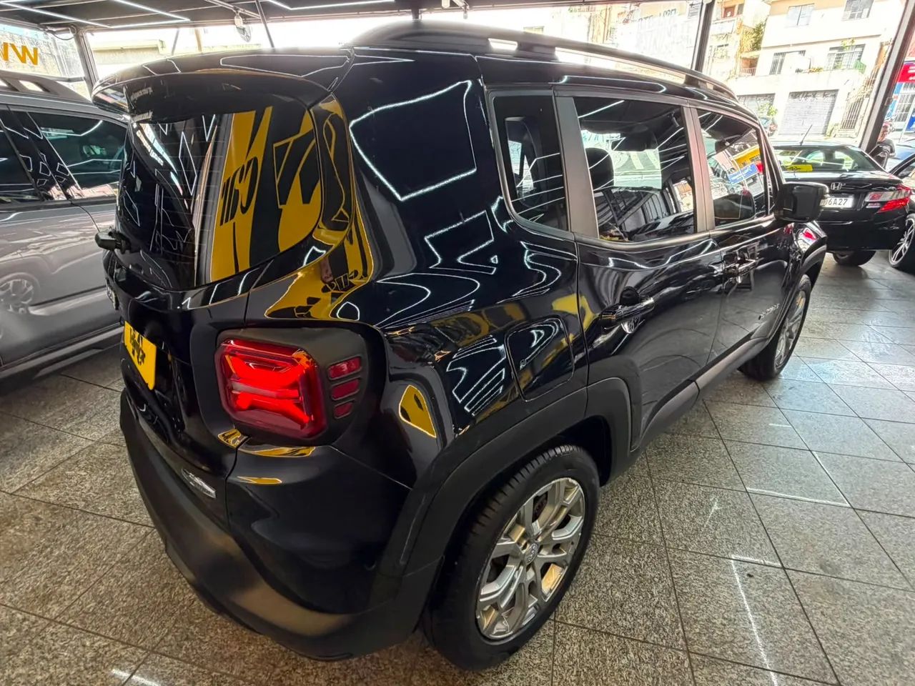 Jeep Renegade Longitude T270 1.3 Turbo 4x2 Aut., foto 2 de 20