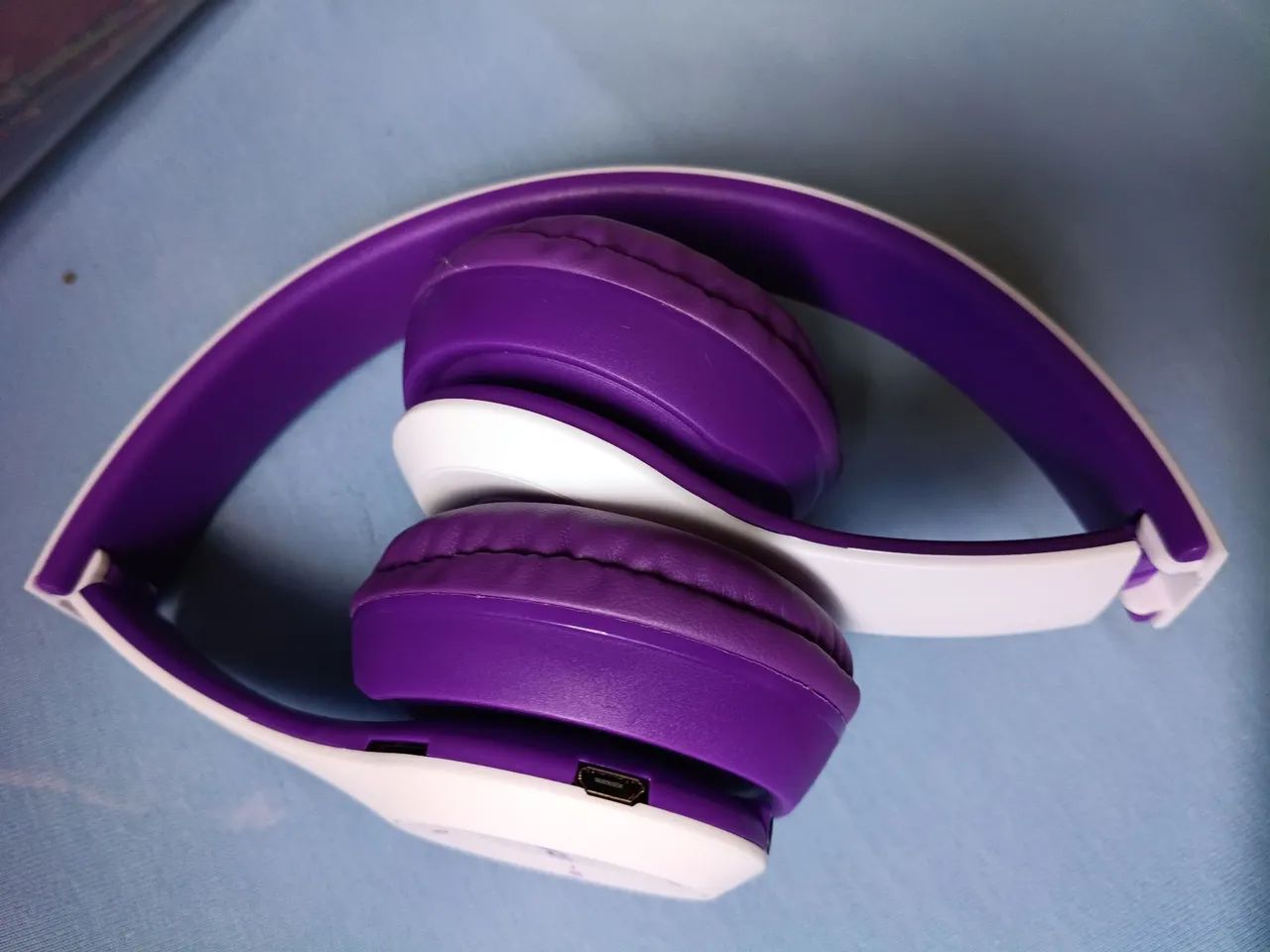 Fone de ouvido bluetooth 