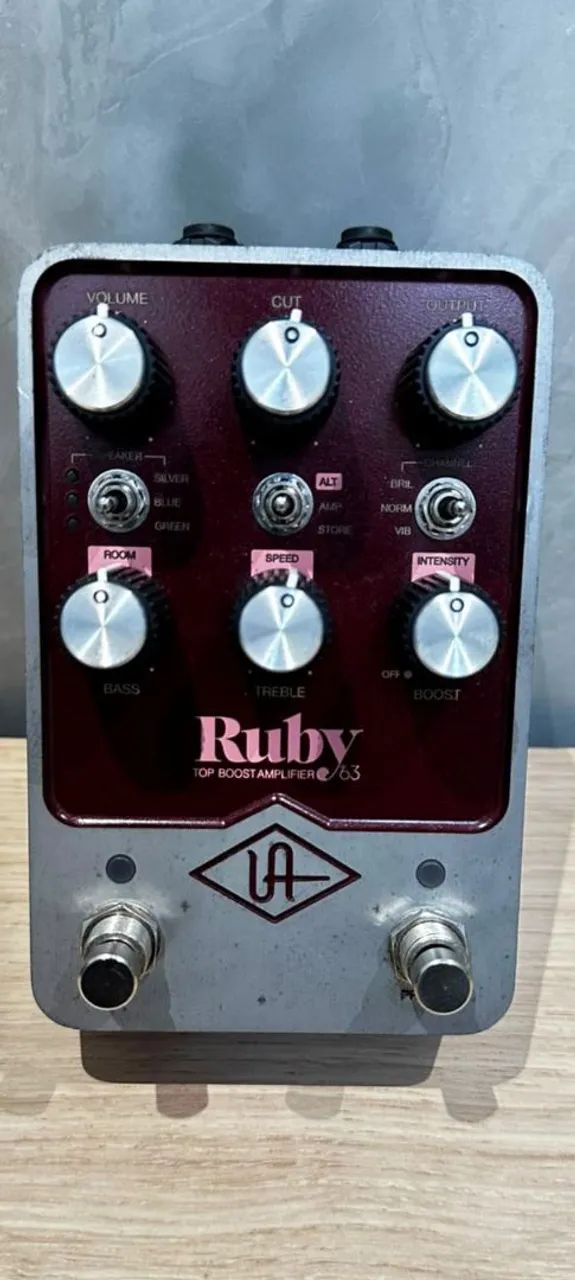 Pedal Ruby Universal áudio 