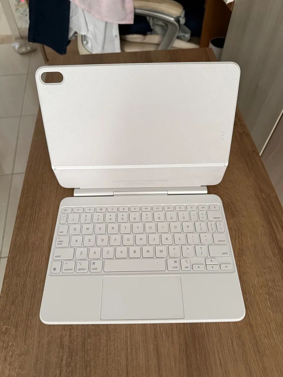 Ipad air M2, 11 pol, 256gb, cinza, com magic keyboard e capa folio  - Foto 2