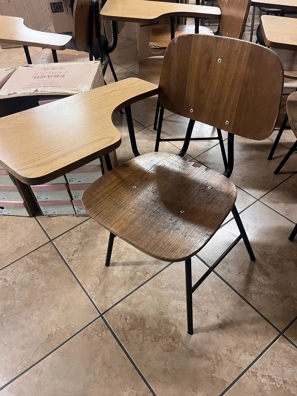 Cadeira universitária com braço   - Foto 2