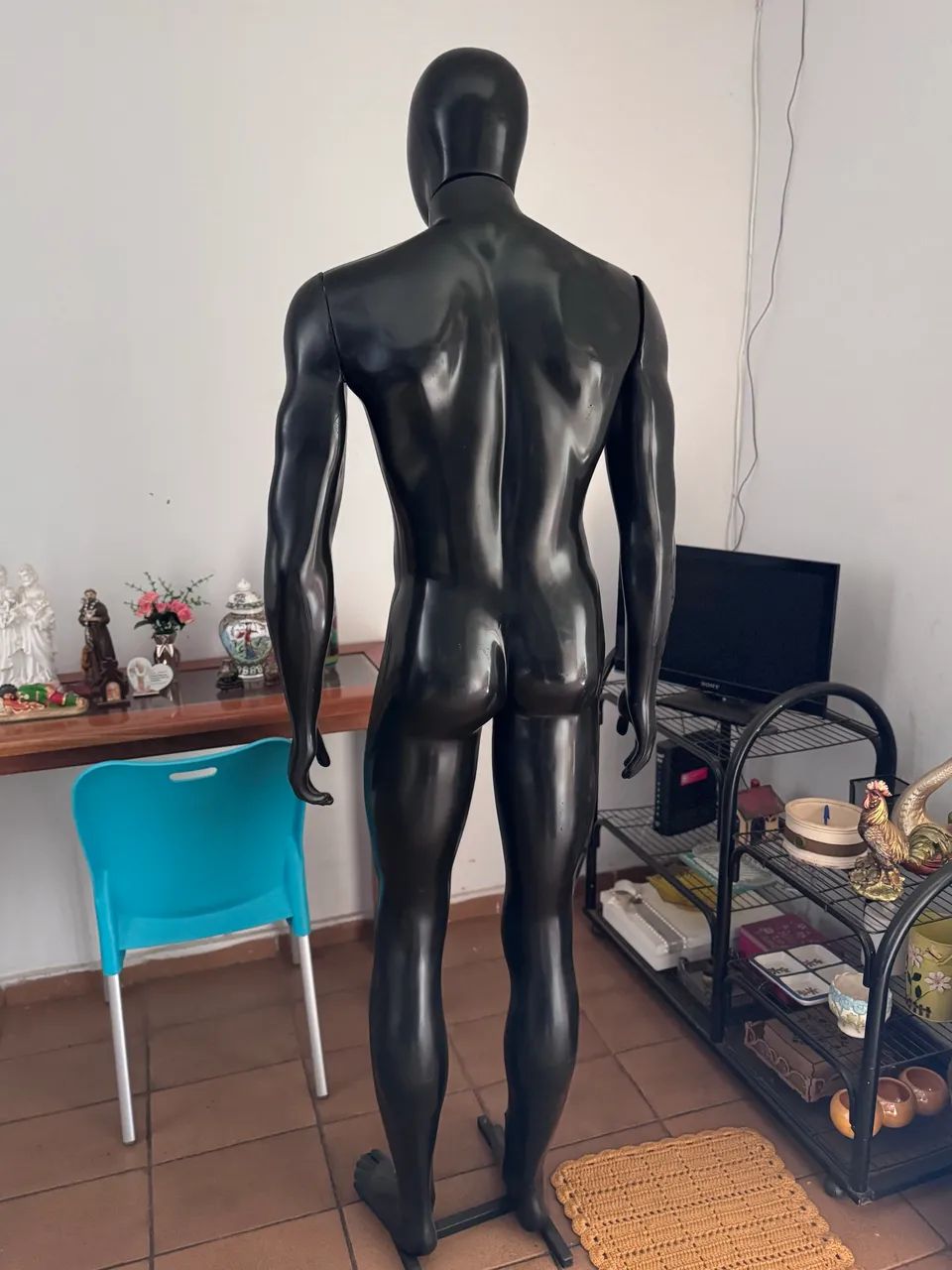 Manequim Masculino de Loja - Ótimo Estado - Foto 2