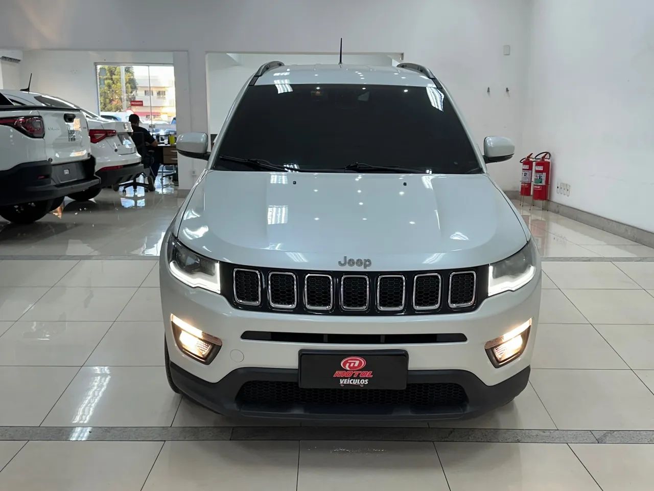 Jeep Compass Longitude 2.0 4X2 Flex 16V Aut. 2017 - Foto 2