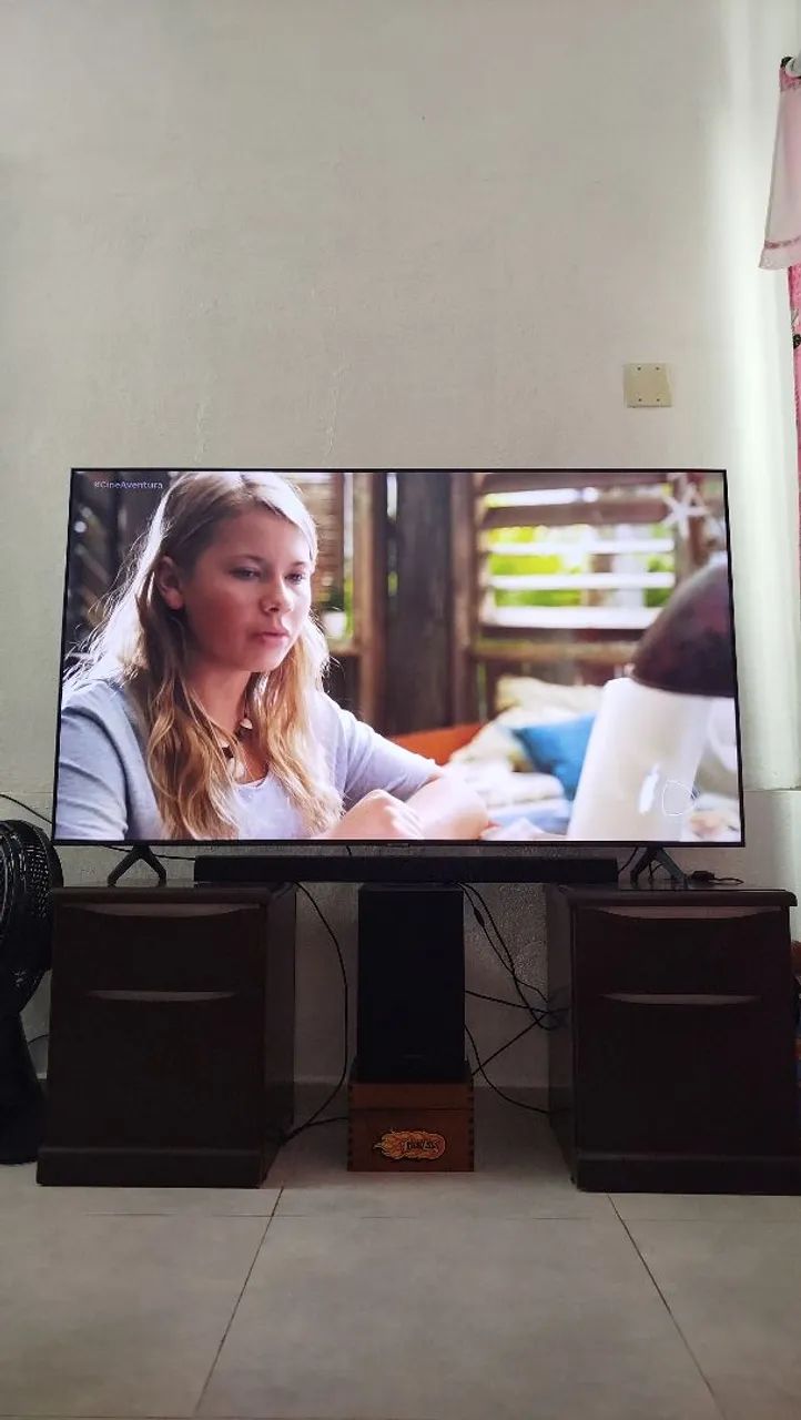 TV 65 Smart Samsung Crystal 4k UHD  - Foto 3