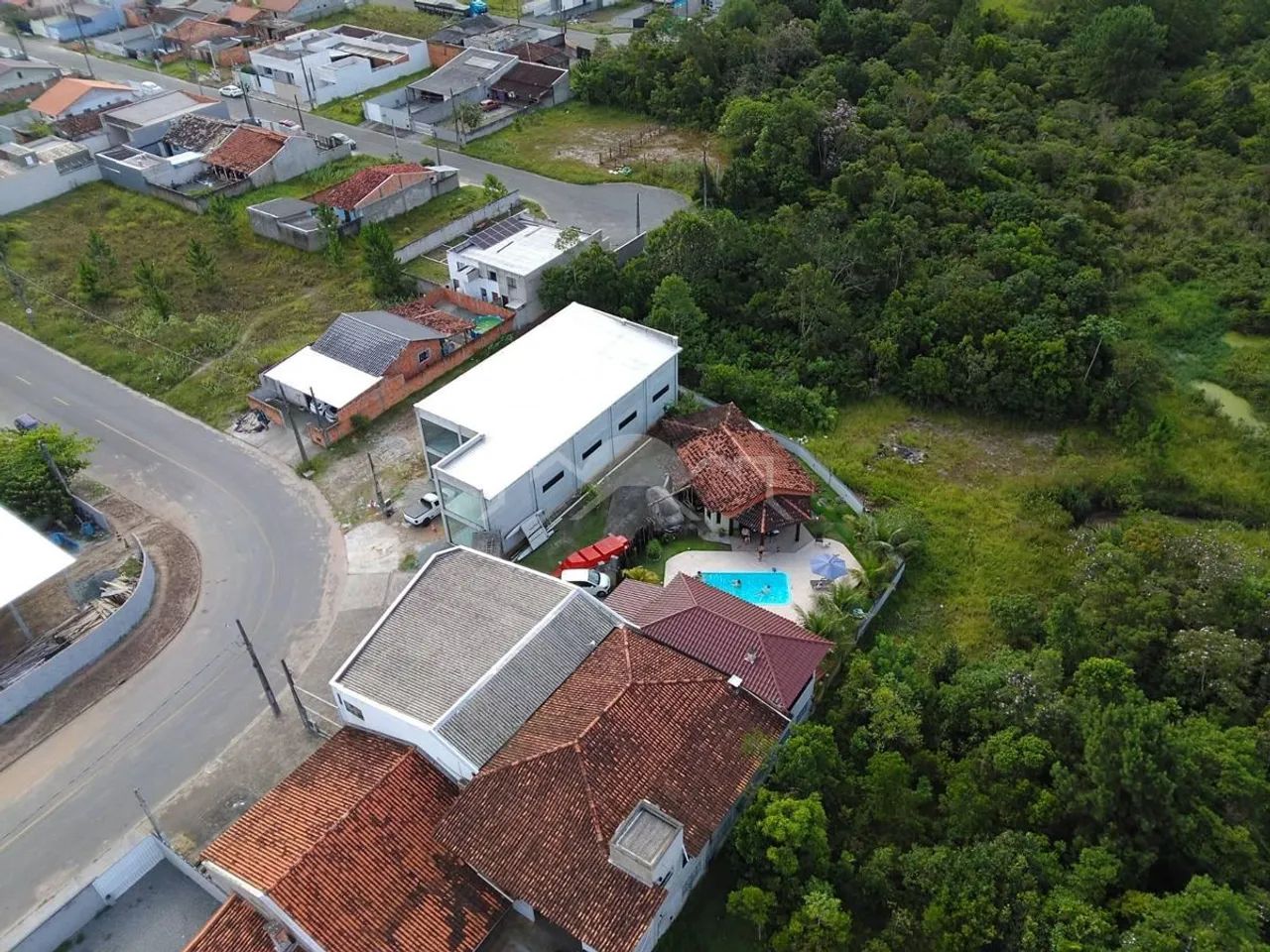 Casa Piscina/ Sala Comercial Investidor Araquari - Foto 3
