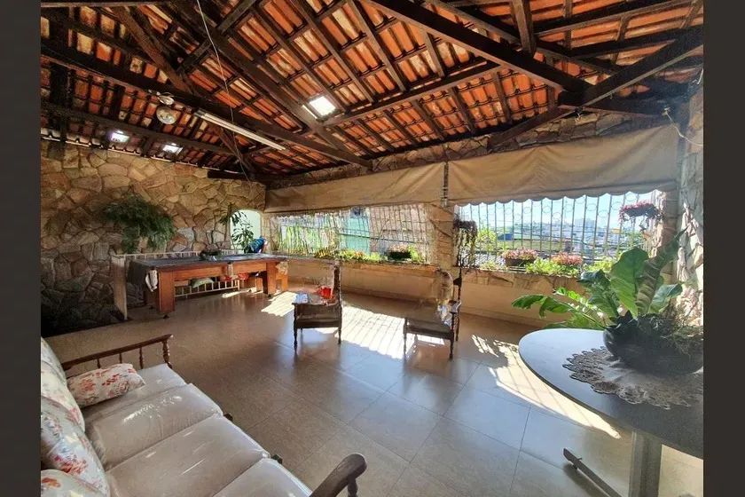 Casa à Venda - União, 4 Quartos, 290 m2 - Foto 4