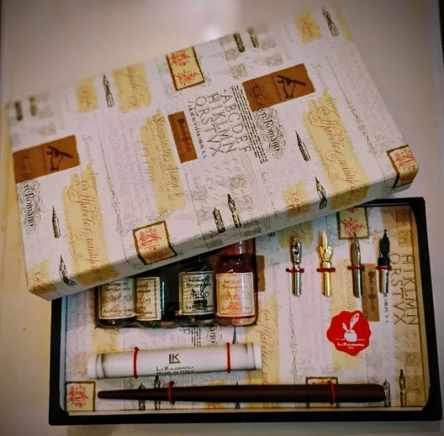 Kit de caligrafia importado - Foto 4