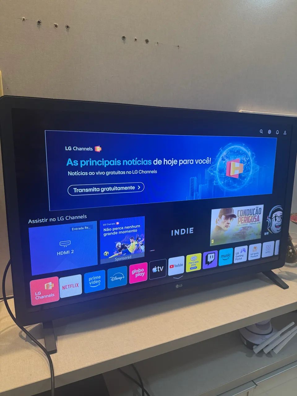 Vendo Tv 32 pol no preçinho - Foto 2