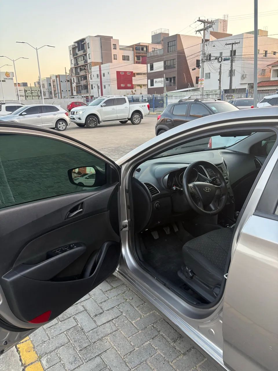 Hyundai HB20 Comf./c.plus/c.style 1.0 Flex 12V 2017 - Foto 4