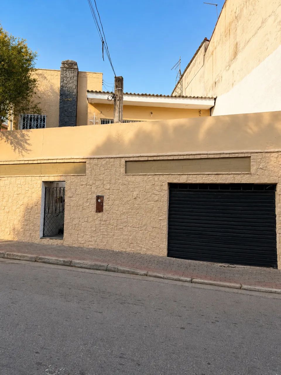 Área Comercial no Centro de Poá - 400 m²