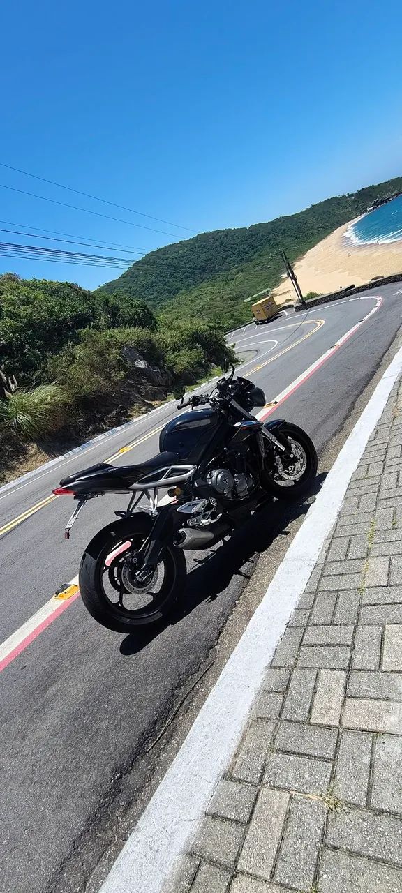 street triple 765 RS  - Foto 3