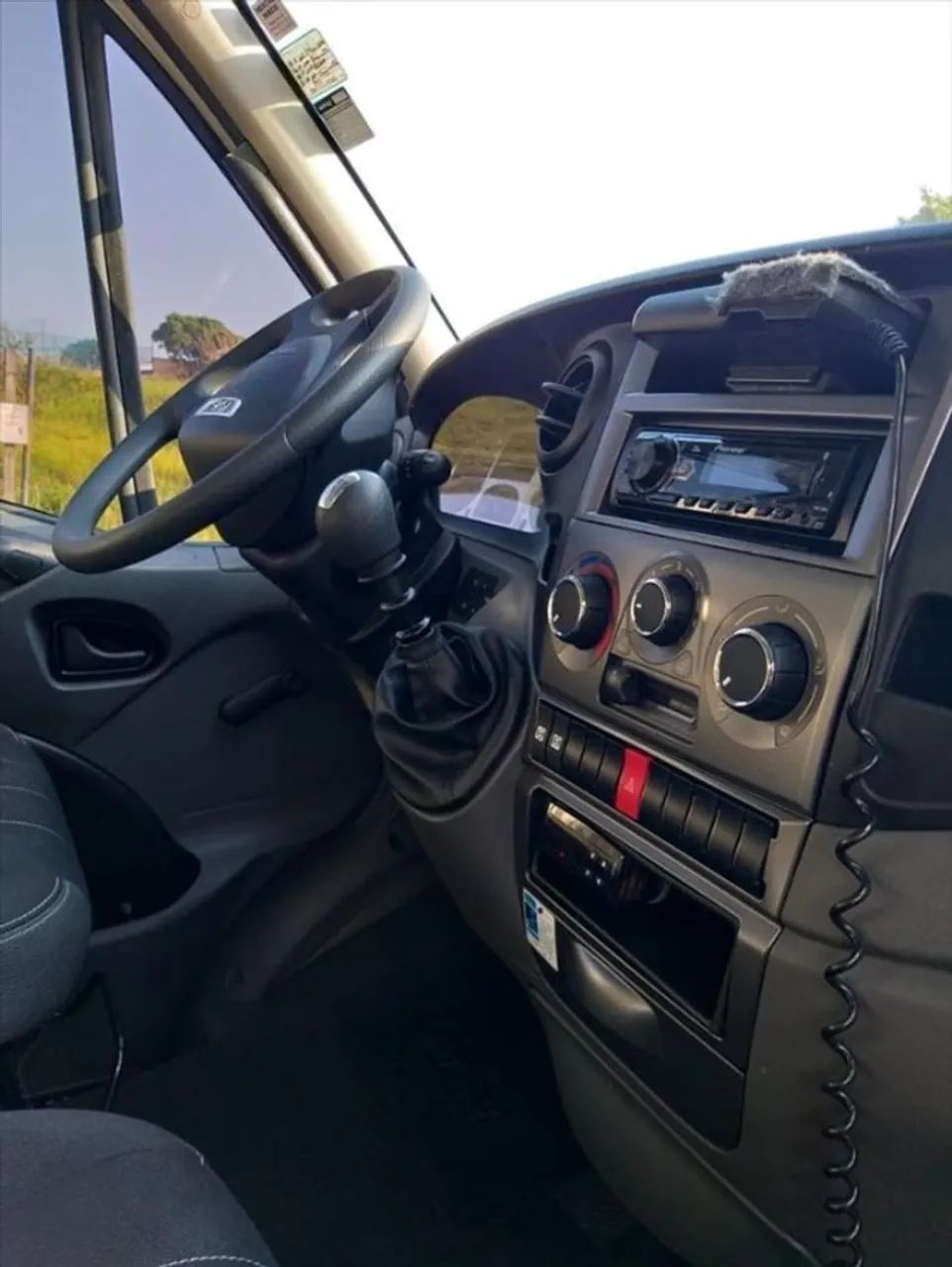 Iveco Daily 35s14 refrigerada 2019 - Foto 2