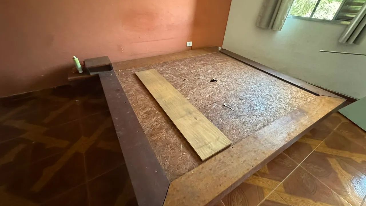 Base cama king madeira maciça 
