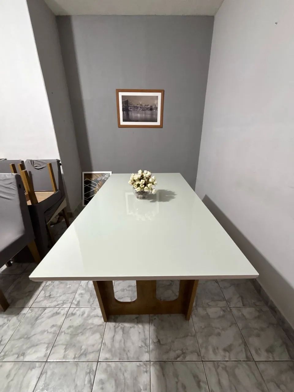 Mesa de madeira com tampo de vidro  - Foto 5