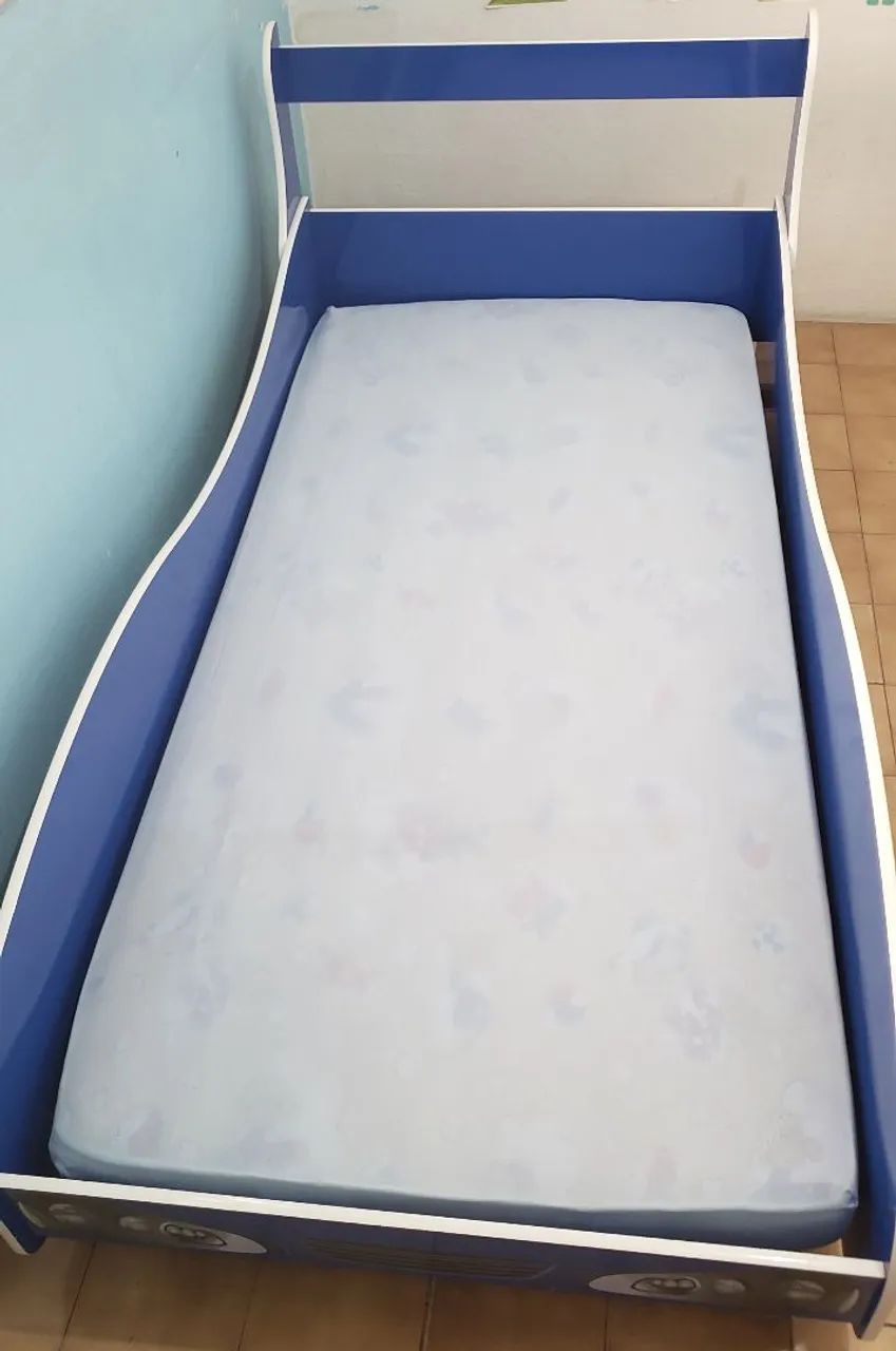 Cama infantil de MDF modelo carro.  - Foto 4