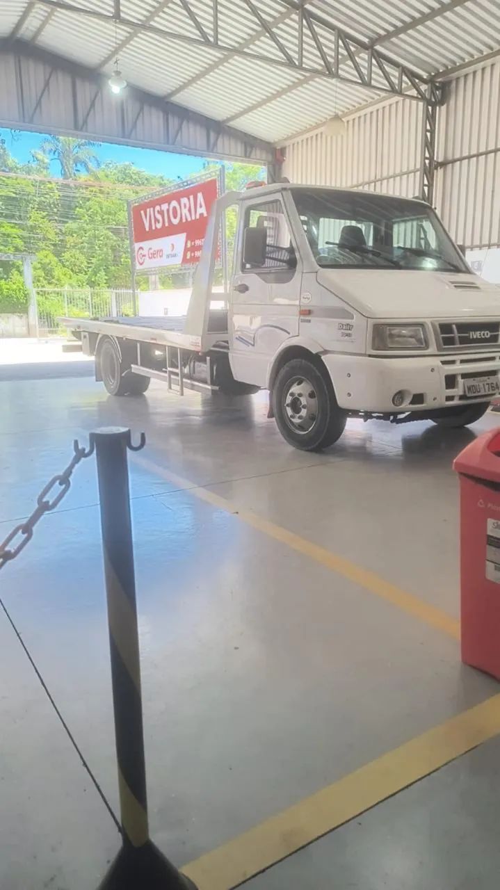 Iveco 2007 diesel plataforma nova feita agora!