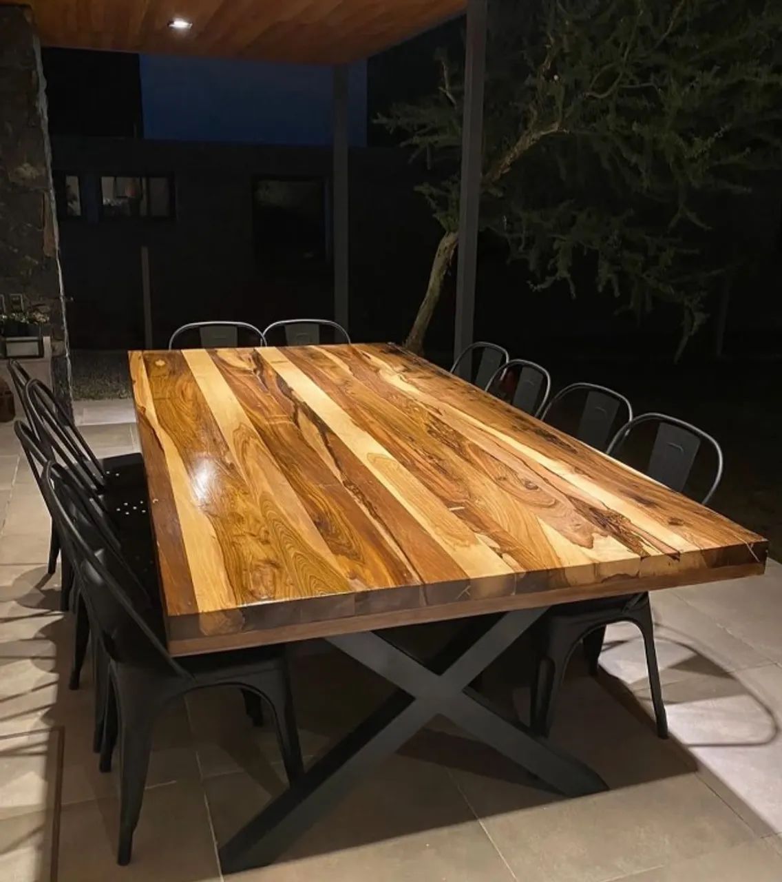 Mesa de jantar madeira 8 lugares - Foto 3