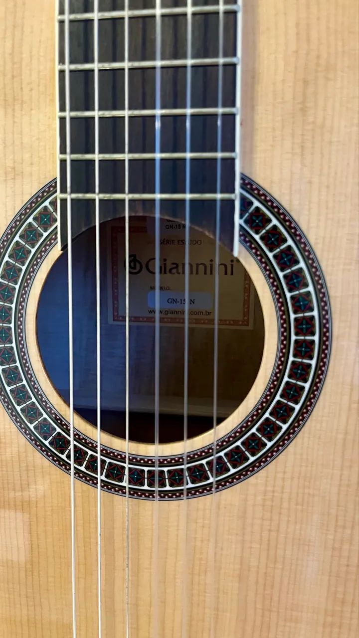  Vendo Violão Giannini Nylon em perfeito estado - Foto 2